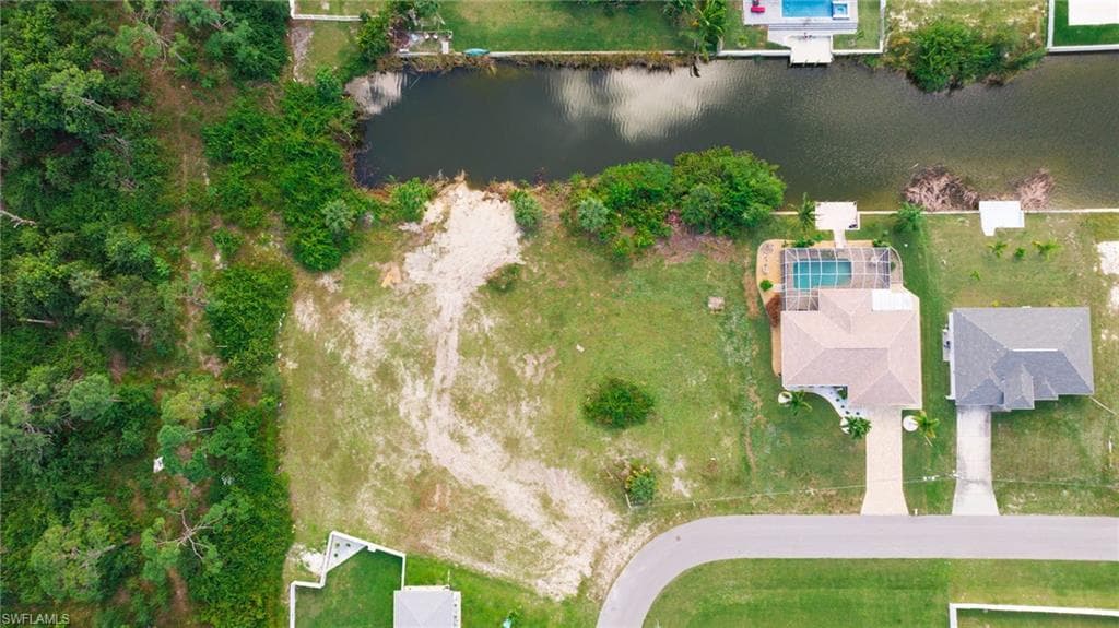 1202 2nd TER CAPE CORAL, FL 33993