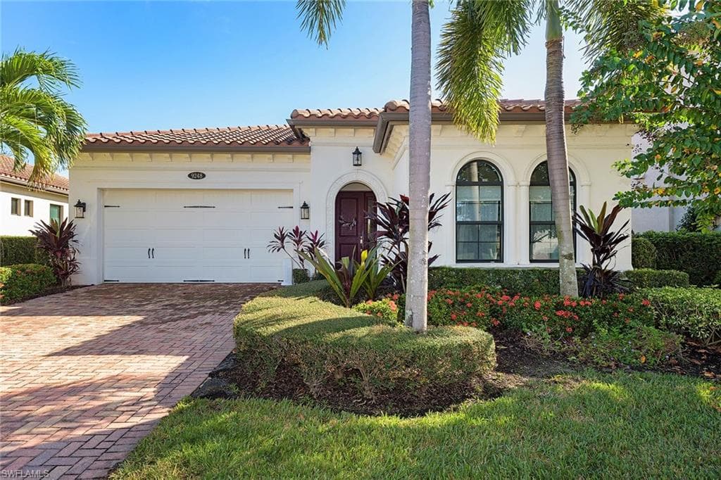 9248 Woodhurst DR NAPLES, FL 34120