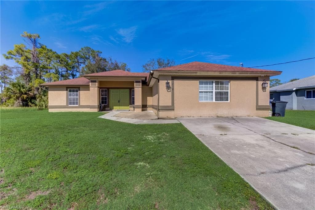 5018 S Rosebud CIR LABELLE, FL 33935