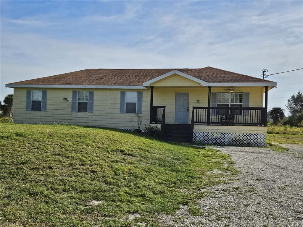 2605 59th ST W LEHIGH ACRES, FL 33971