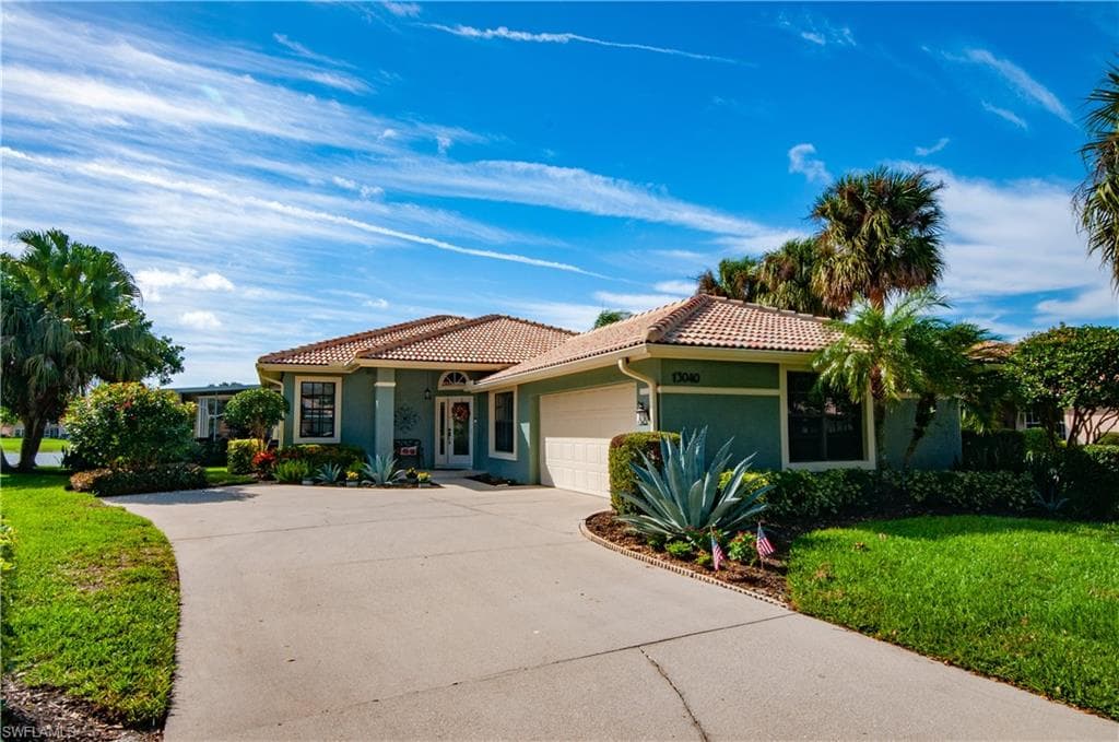 13040 Southampton DR BONITA SPRINGS, FL 34135