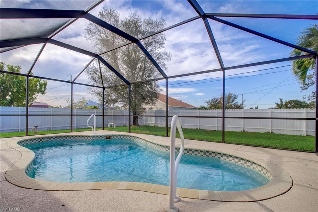 1626 SW 15th PL CAPE CORAL, FL 33991
