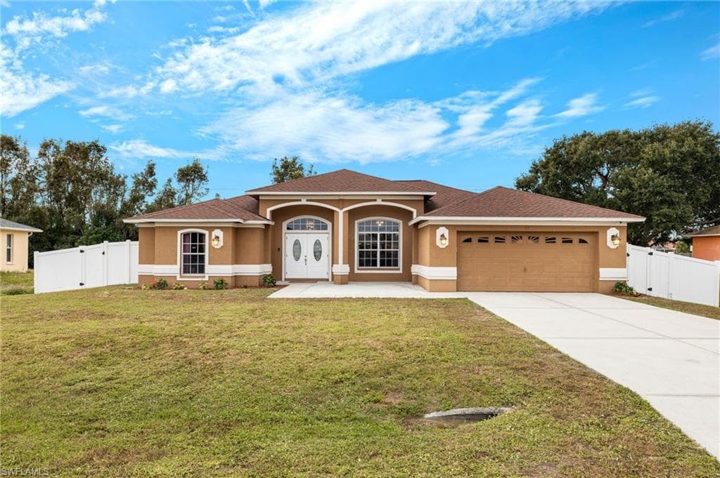 775 Arundel CIR FORT MYERS, FL 33913
