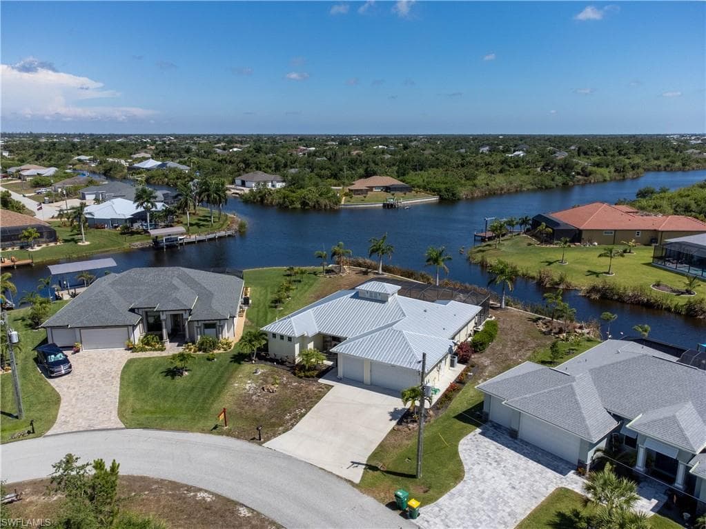 9498 Gazania DR PORT CHARLOTTE, FL 33981