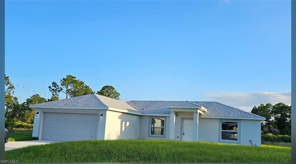 917 Martha AVE S LEHIGH ACRES, FL 33974