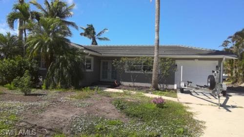 6187 Island Park CT FORT MYERS, FL 33908