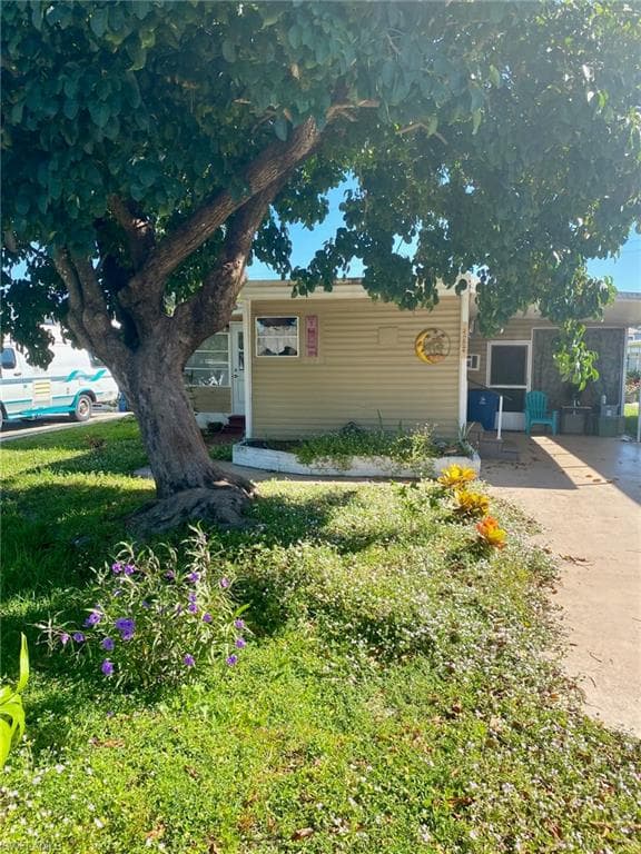 26124 Cabana RD BONITA SPRINGS, FL 34135