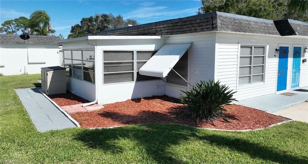 9 Hamlin CT LEHIGH ACRES, FL 33936