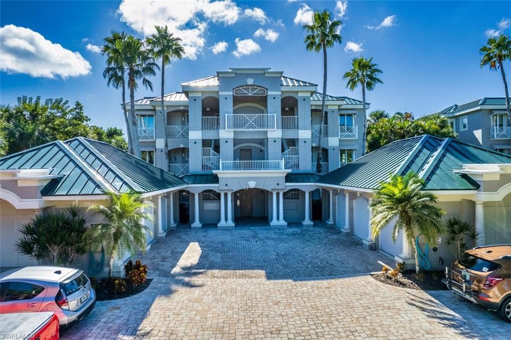 5775 Baltusrol CT 101 SANIBEL, FL 33957