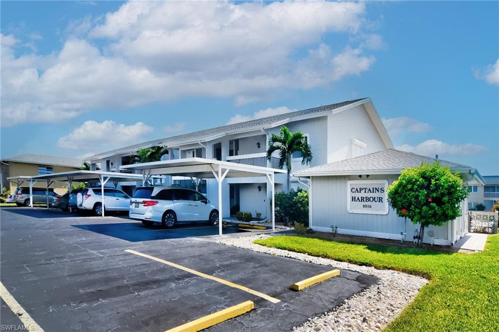 1016 SE 46th ST 104 CAPE CORAL, FL 33904