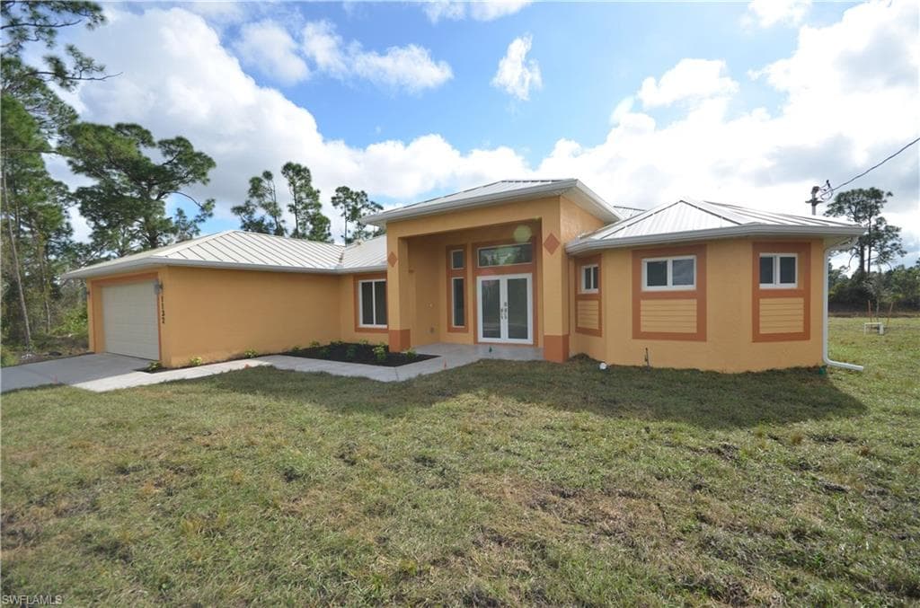 1132 Edelweiss ST E LEHIGH ACRES, FL 33974