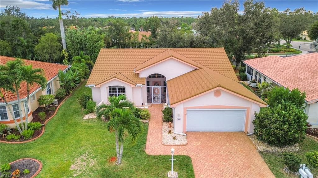 2010 Rio Nuevo DR NORTH FORT MYERS, FL 33917