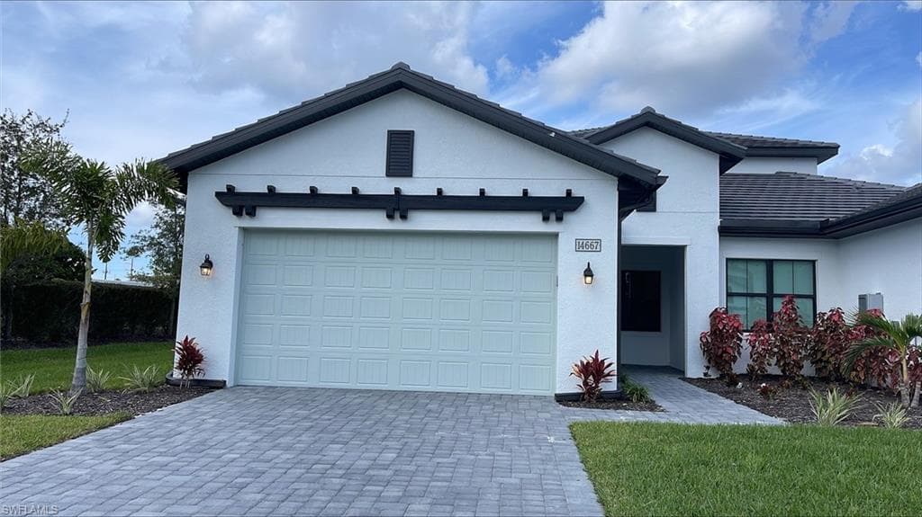 14667 Kingfisher LOOP NAPLES, FL 34120