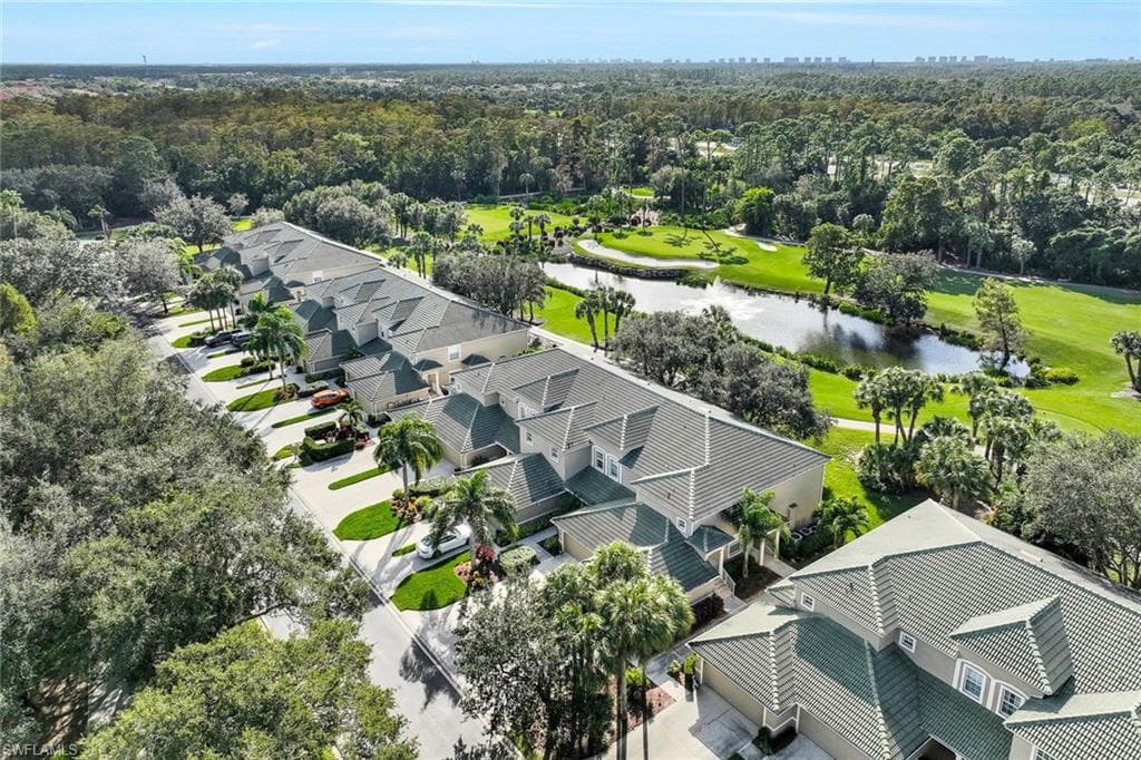 3425 Laurel Greens LN S 203 NAPLES, FL 34119