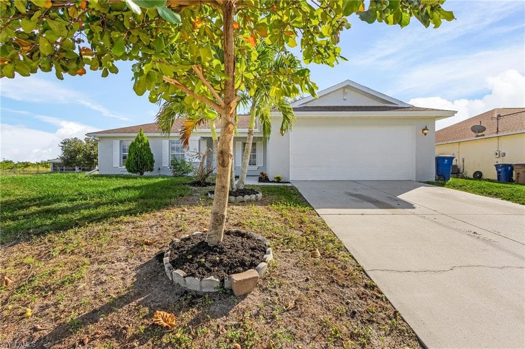 3119 9th ST SW LEHIGH ACRES, FL 33976