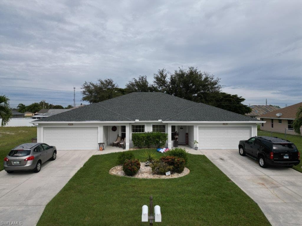 909-911 SE 14th ST 911 CAPE CORAL, FL 33990