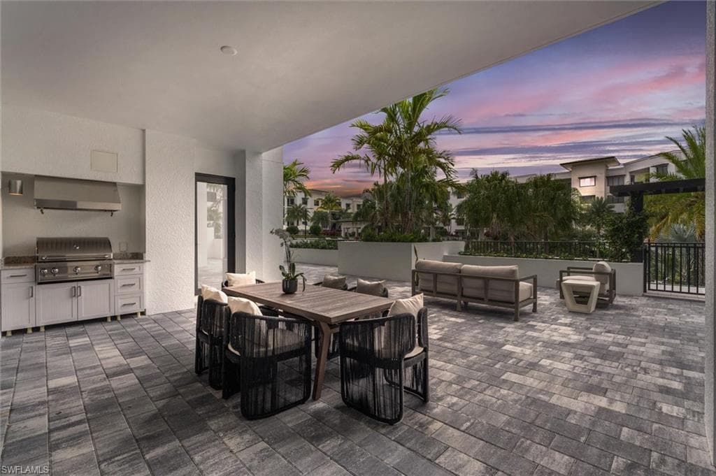 1125 Central AVE 268 NAPLES, FL 34102