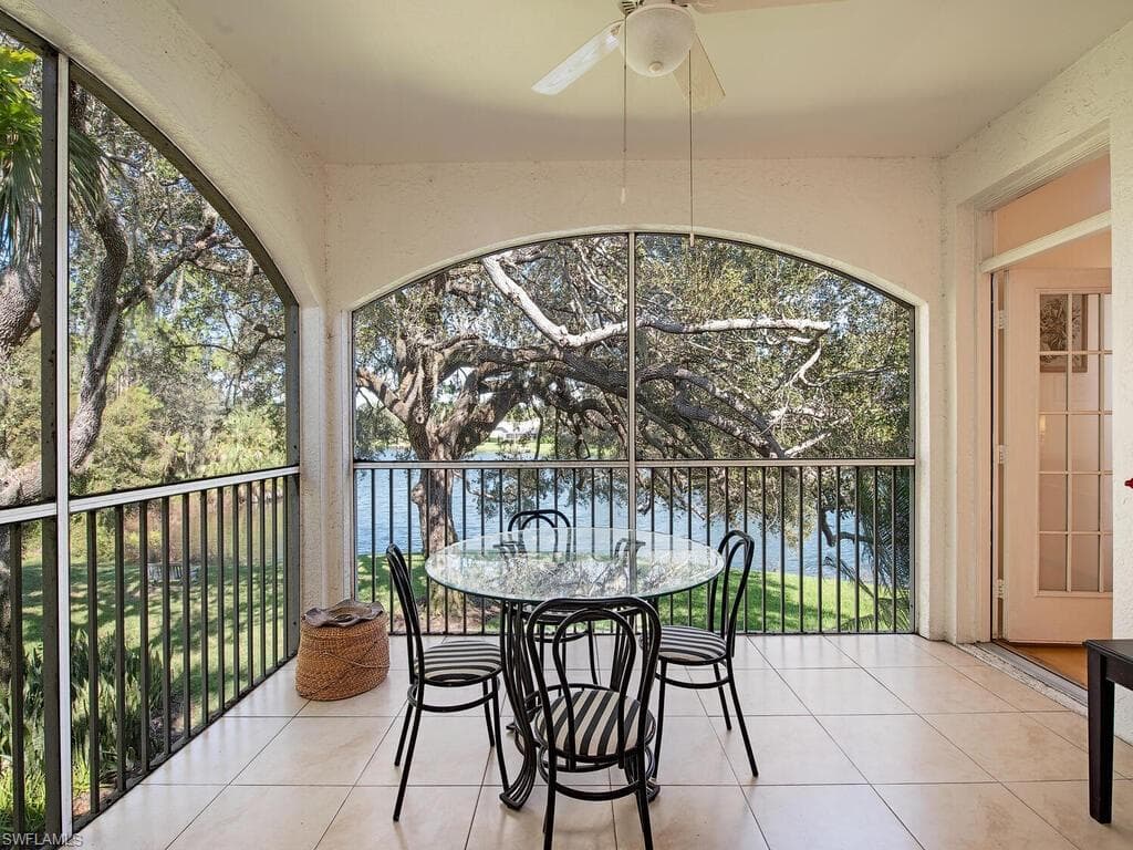 65 Silver Oaks CIR 11202 NAPLES, FL 34119