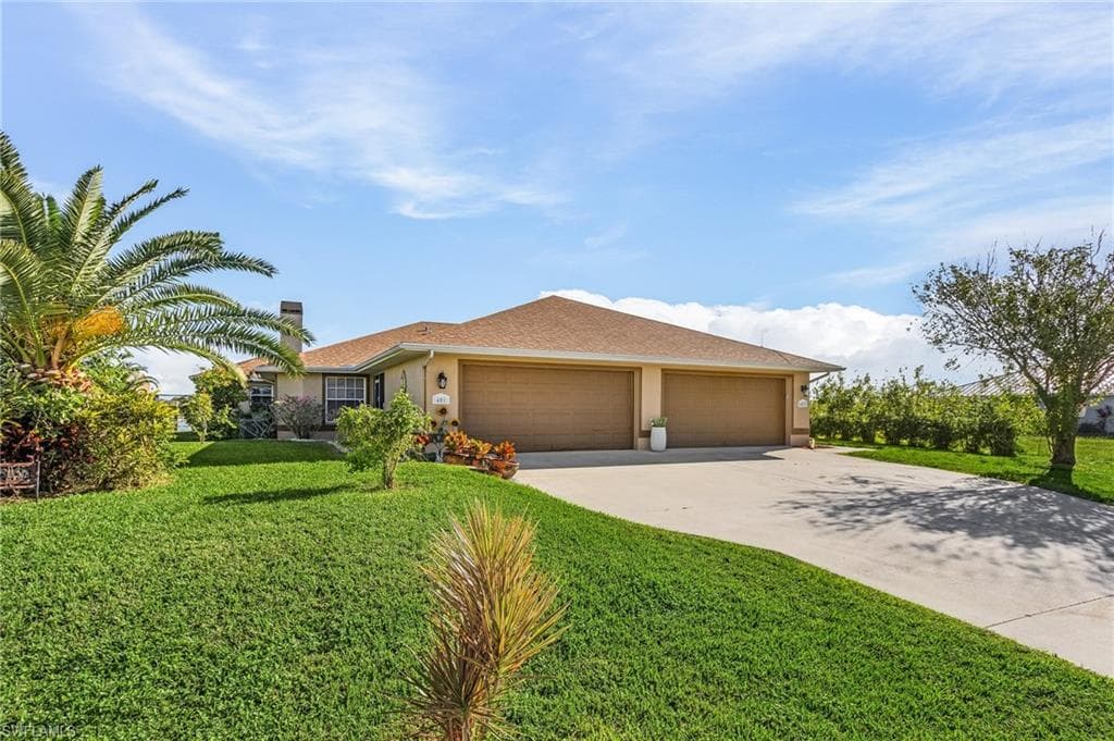 403 SW 3rd CT CAPE CORAL, FL 33991