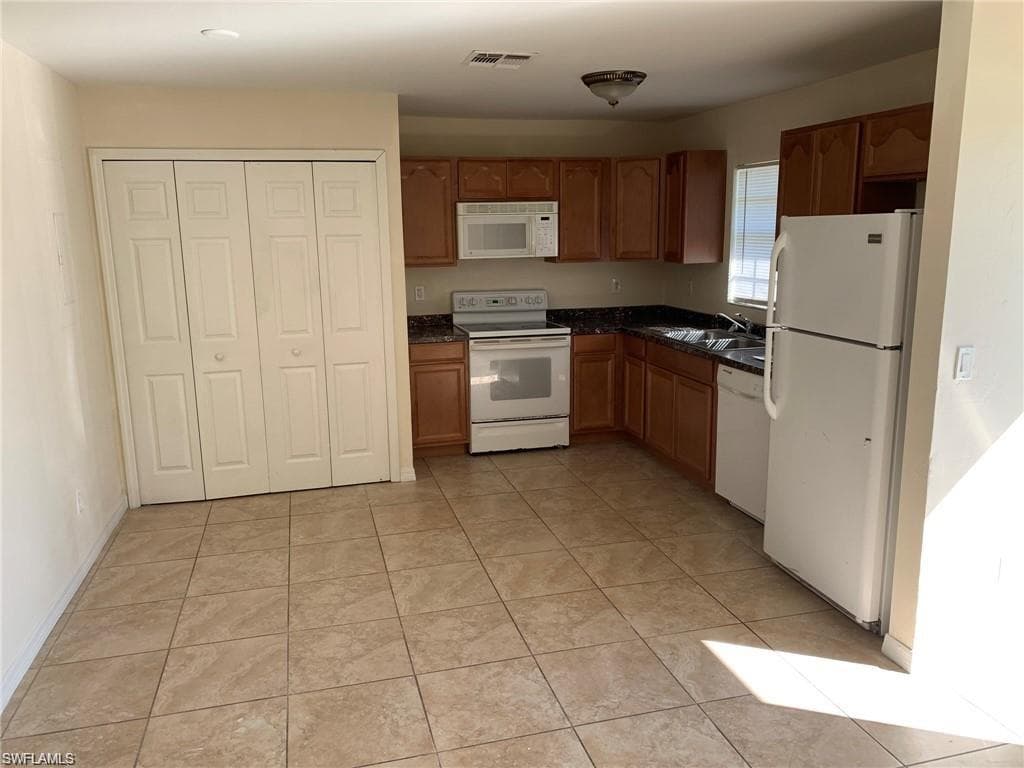 1908 Haviland AVE S LEHIGH ACRES, FL 33973