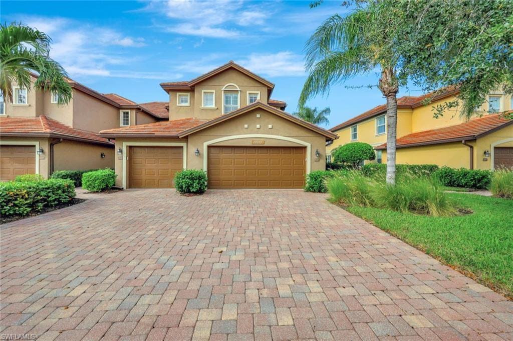 6666 Alden Woods CIR 102 NAPLES, FL 34113