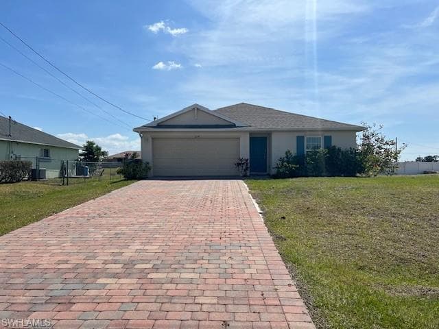 1134 NE 39th TER CAPE CORAL, FL 33909