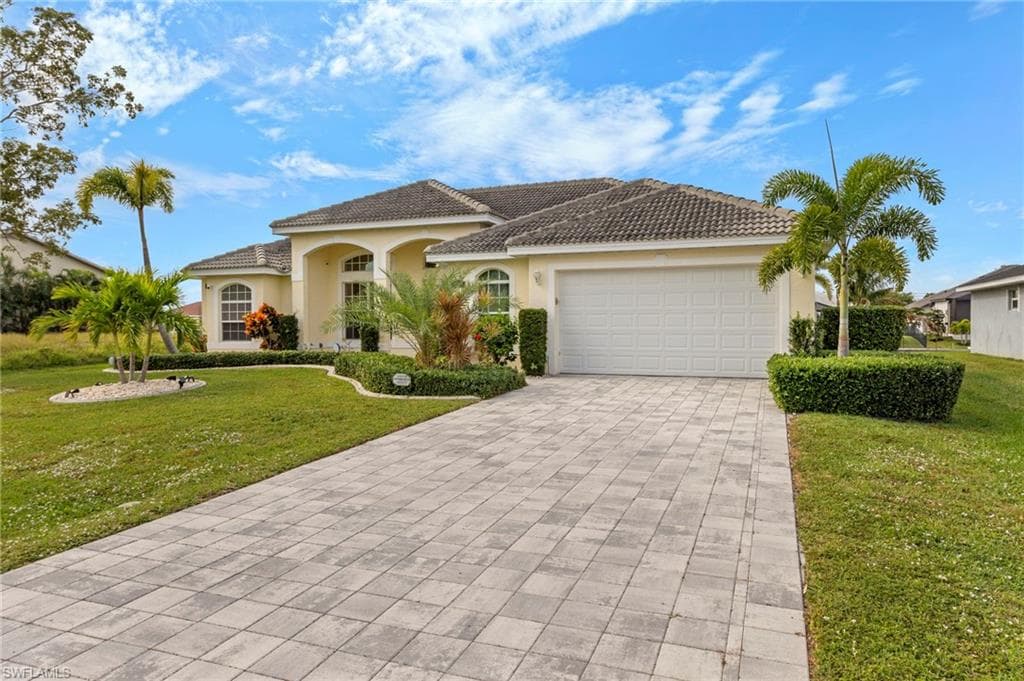 4524 SW 10th AVE CAPE CORAL, FL 33914
