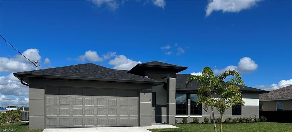 2710 40th ST SW LEHIGH ACRES, FL 33976