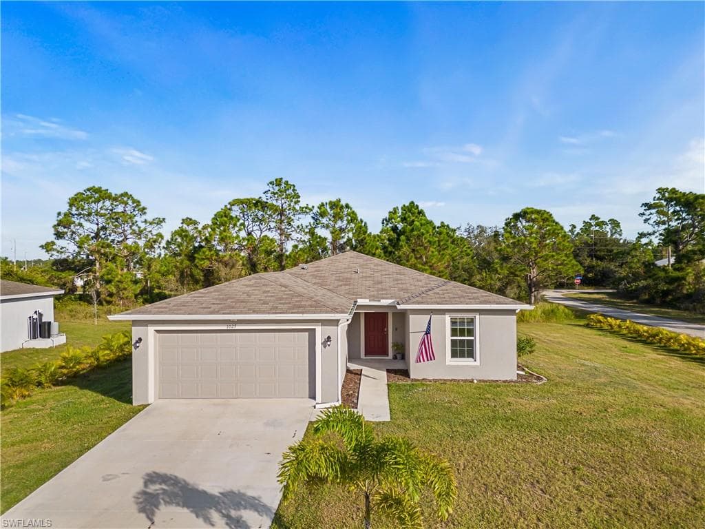 1027 Alcan ST LEHIGH ACRES, FL 33974