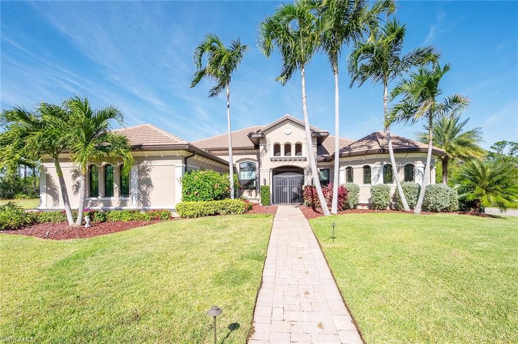 12690 Palmetto Pines DR CAPE CORAL, FL 33909