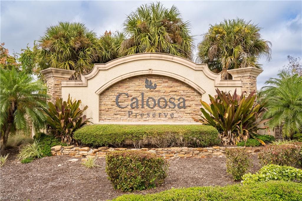23013 Crookedwood LOOP ALVA, FL 33920