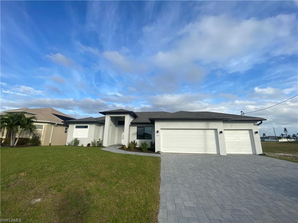 613 NW 37th PL CAPE CORAL, FL 33993