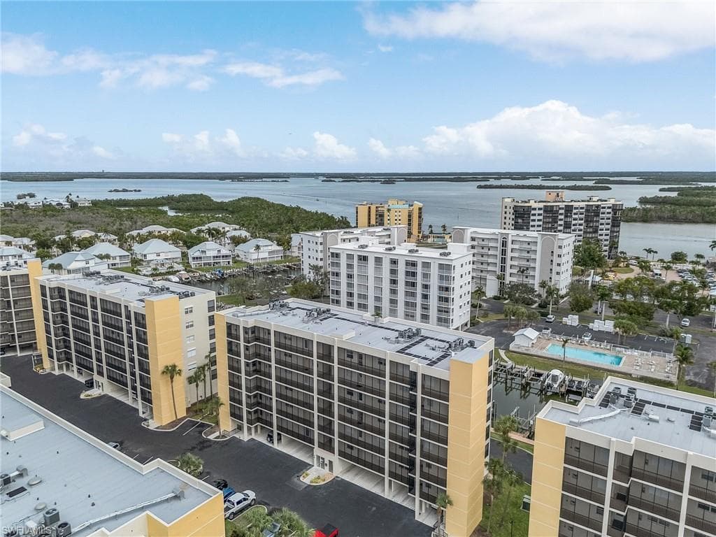 4421 Bay Beach LN 643 FORT MYERS BEACH, FL 33931