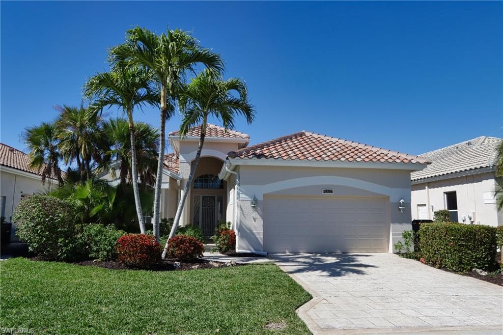 24784 Hollybrier LN BONITA SPRINGS, FL 34134