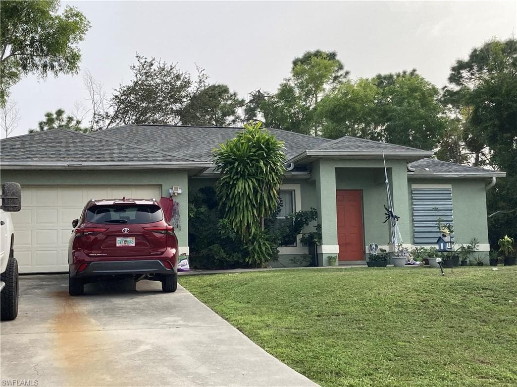 5315 2nd ST W LEHIGH ACRES, FL 33971