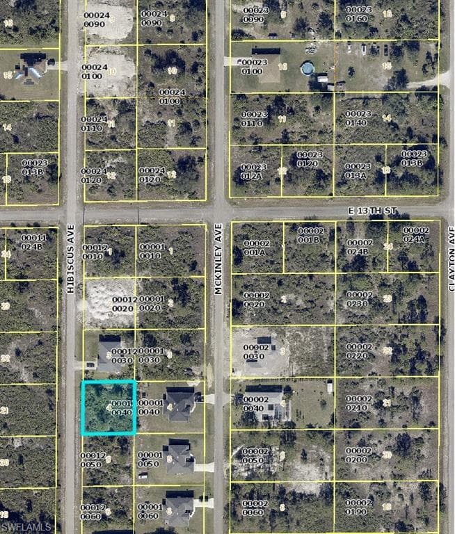 1216 Hibiscus AVE LEHIGH ACRES, FL 33972