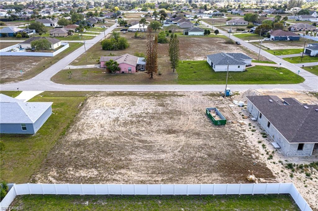 1909 NW 20th ST CAPE CORAL, FL 33993