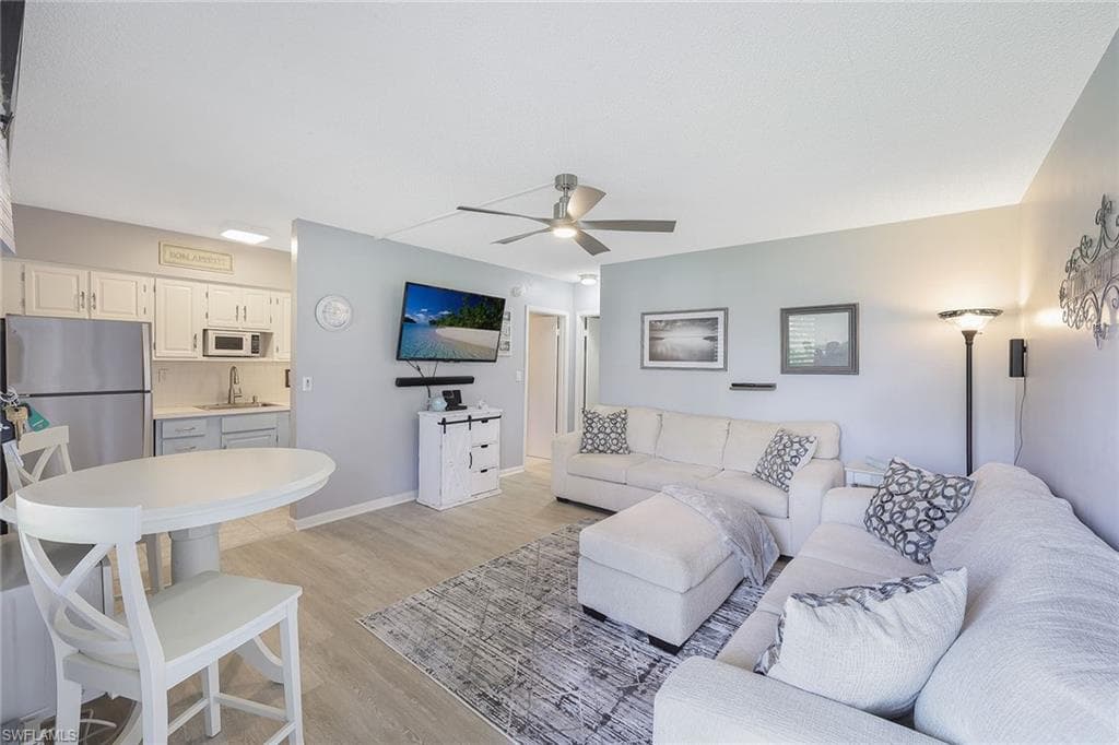 167 Collier BLVD L2 MARCO ISLAND, FL 34145