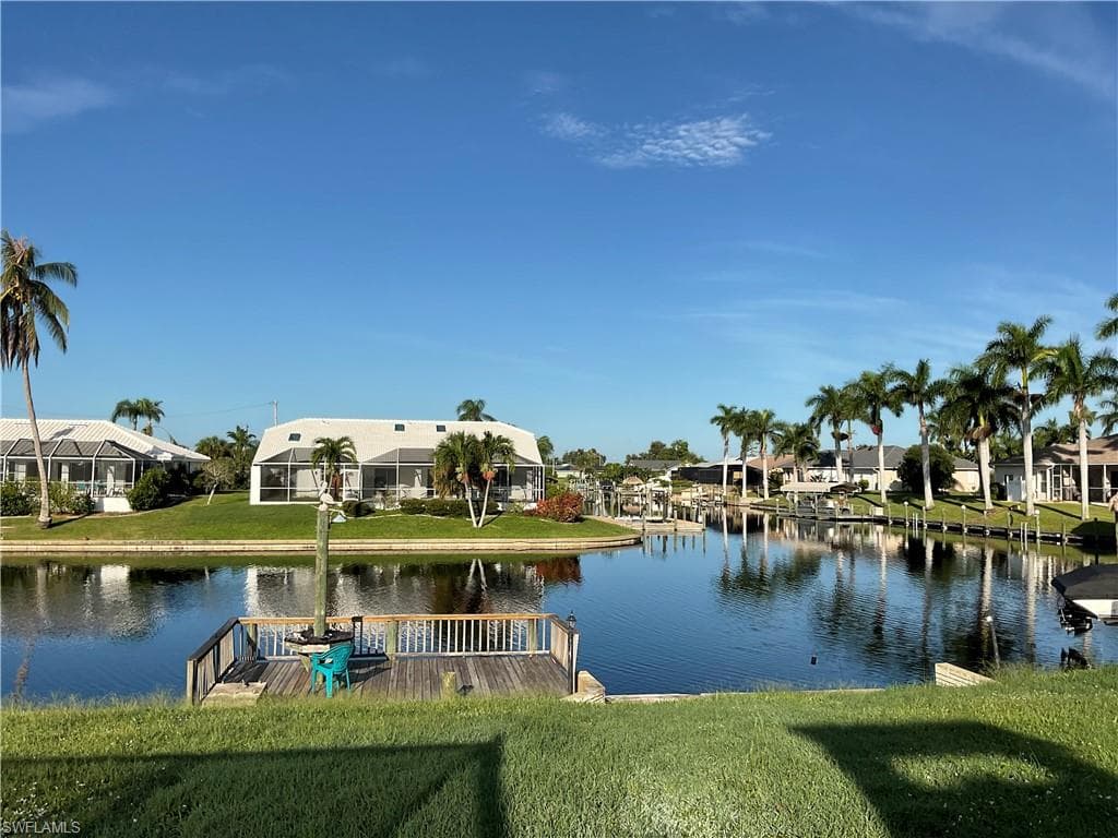 3330 SE 10th PL CAPE CORAL, FL 33904