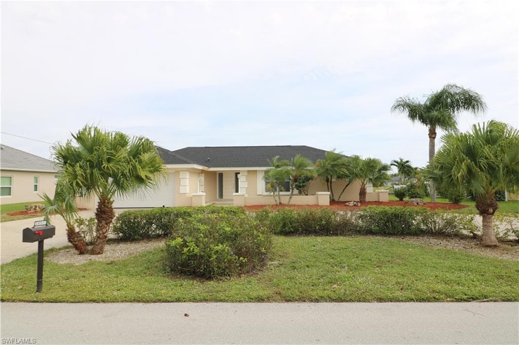 2851 SE 19th PL CAPE CORAL, FL 33904