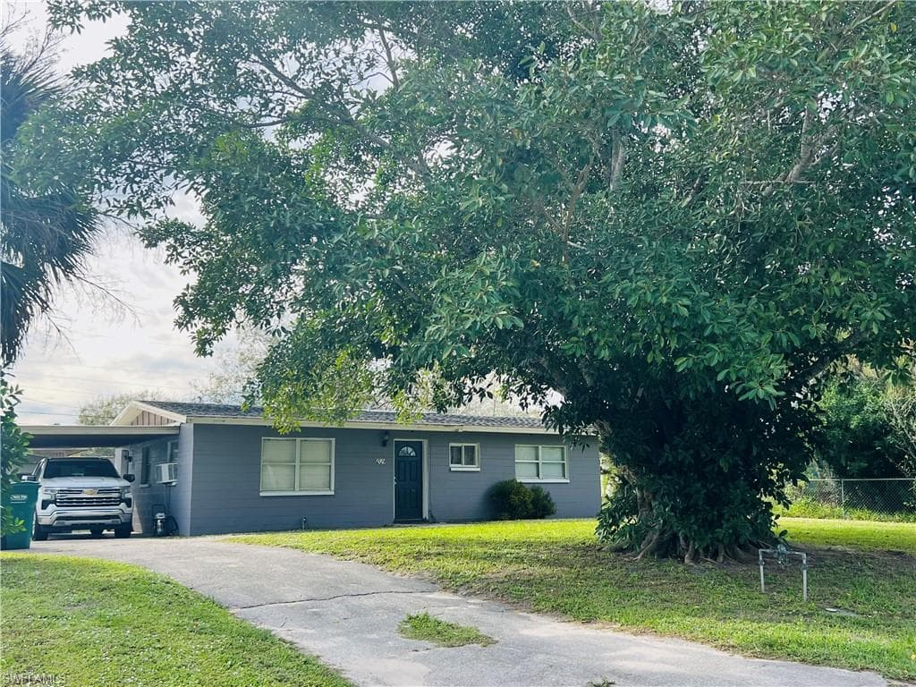 209 Calle Amistad IMMOKALEE, FL 34142