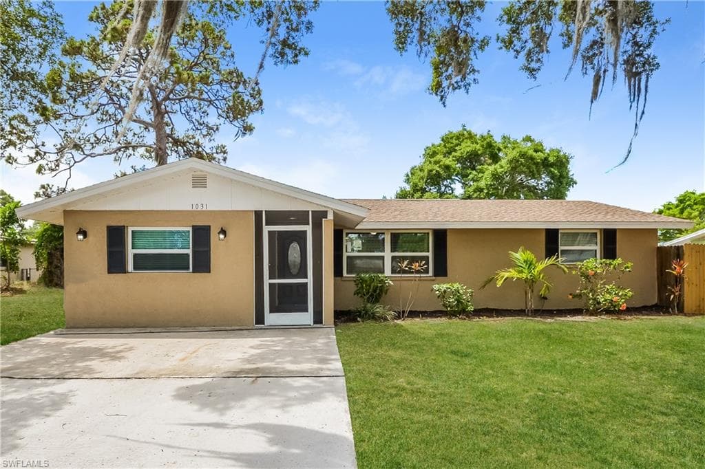 1031 Porpoise RD VENICE, FL 34293