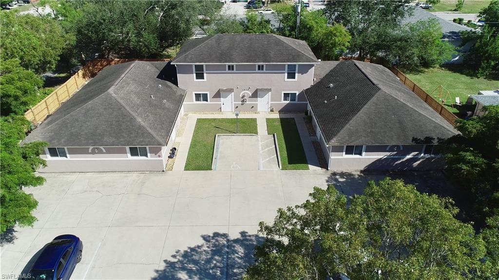1019 SE 11th ST CAPE CORAL, FL 33990
