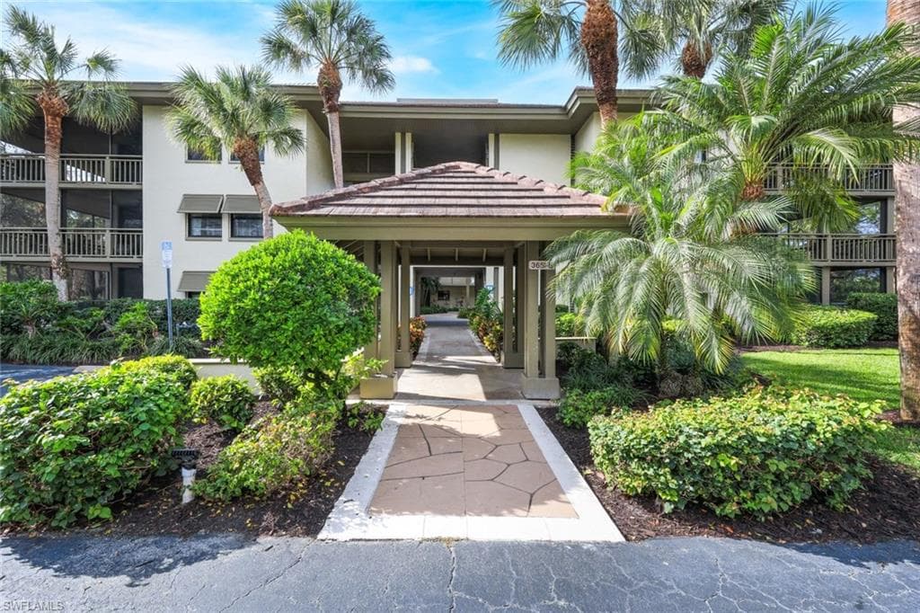 3651 Wild Pines DR 106 BONITA SPRINGS, FL 34134