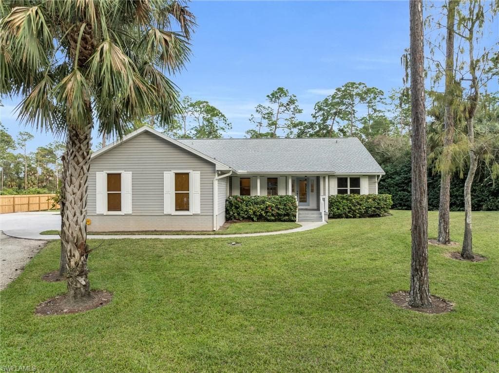 690 27th ST NW NAPLES, FL 34120