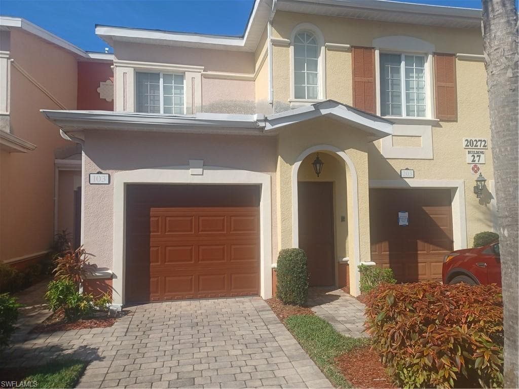 20272 Royal Villagio CT 103