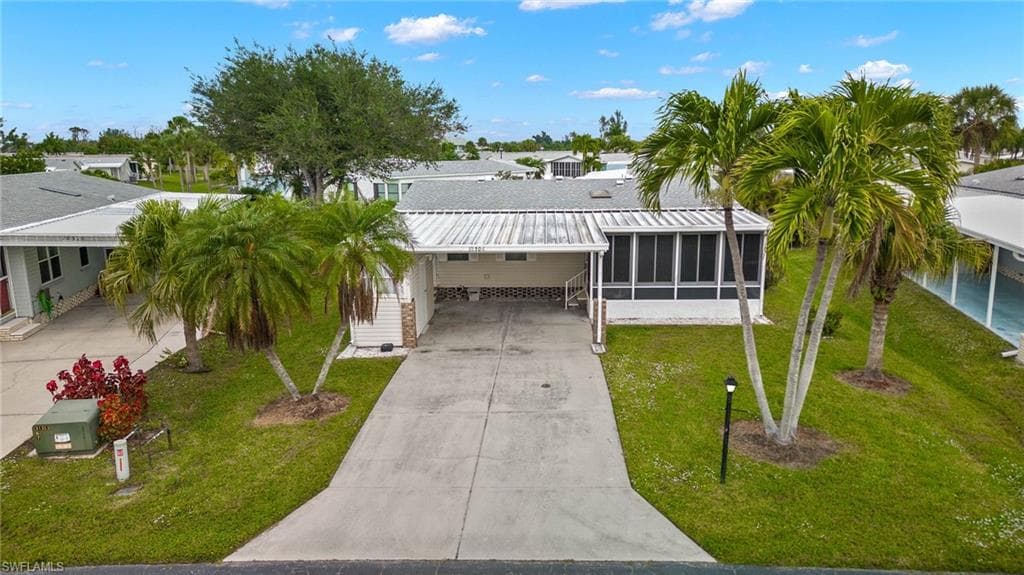10506 Winchester CT FORT MYERS, FL 33908