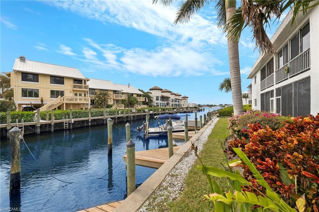 1320 Blue Point AVE 5 NAPLES, FL 34102
