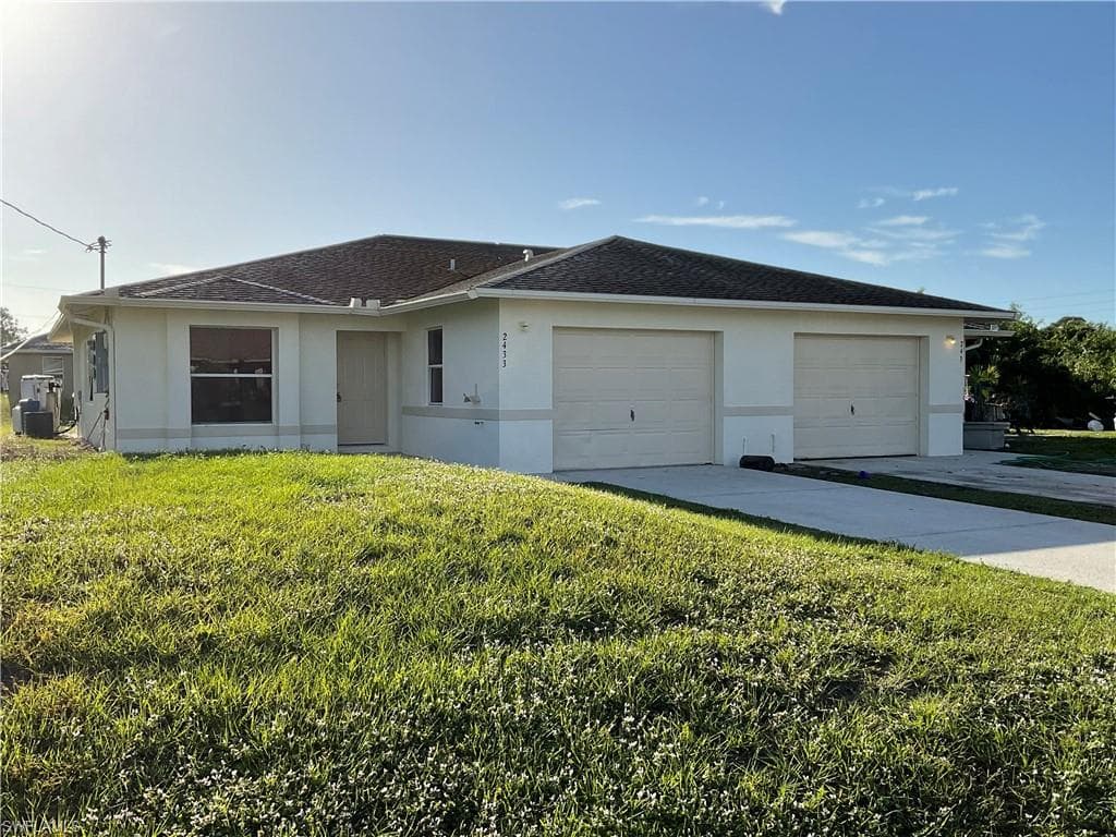 2433-2435 Paul AVE S LEHIGH ACRES, FL 33973