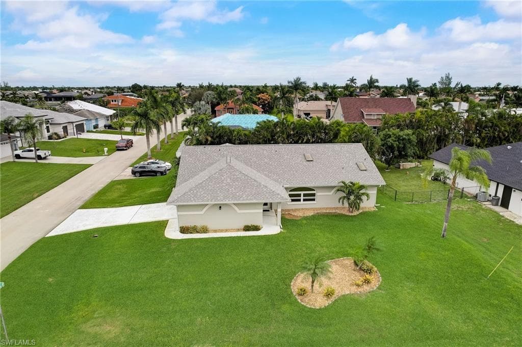 2317 SW 44th TER CAPE CORAL, FL 33914